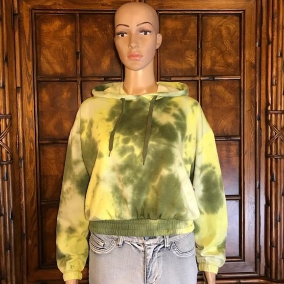 Tuscan Olive Fleece Lined Cotton Blend Cropped Tie Dye Sweatshirt Hoodie - Picture 2 of 14